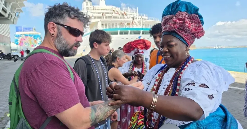 Turismo da Bahia cresce 7,4% em 2026 e lidera avanço entre os estados